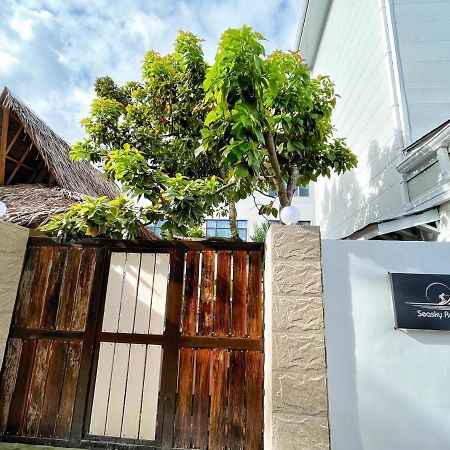 Siargao Seasky Resort Catangnan Екстериор снимка