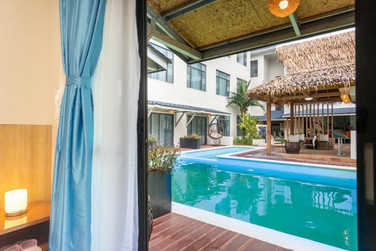 Siargao Seasky Resort Catangnan Екстериор снимка