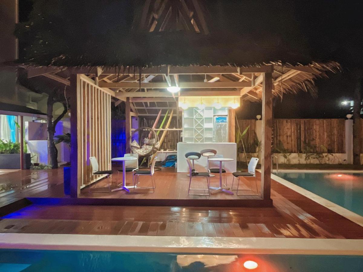 Siargao Seasky Resort Catangnan Екстериор снимка